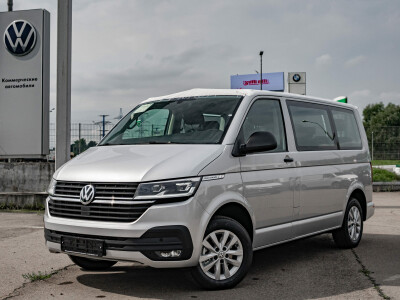 Volkswagen Multivan: обзор автомобиля для дальних поездок