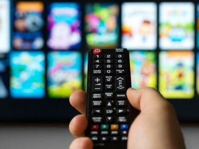 Возвращение «Короны» и новые «Телепузики»: какие сериалы выходят в ноябре