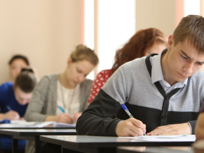 Оставайтесь дома: что задумали в Минобрнауки